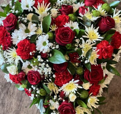 Eco Friendly Heart Wreath  - Choice of Colours - Image 3